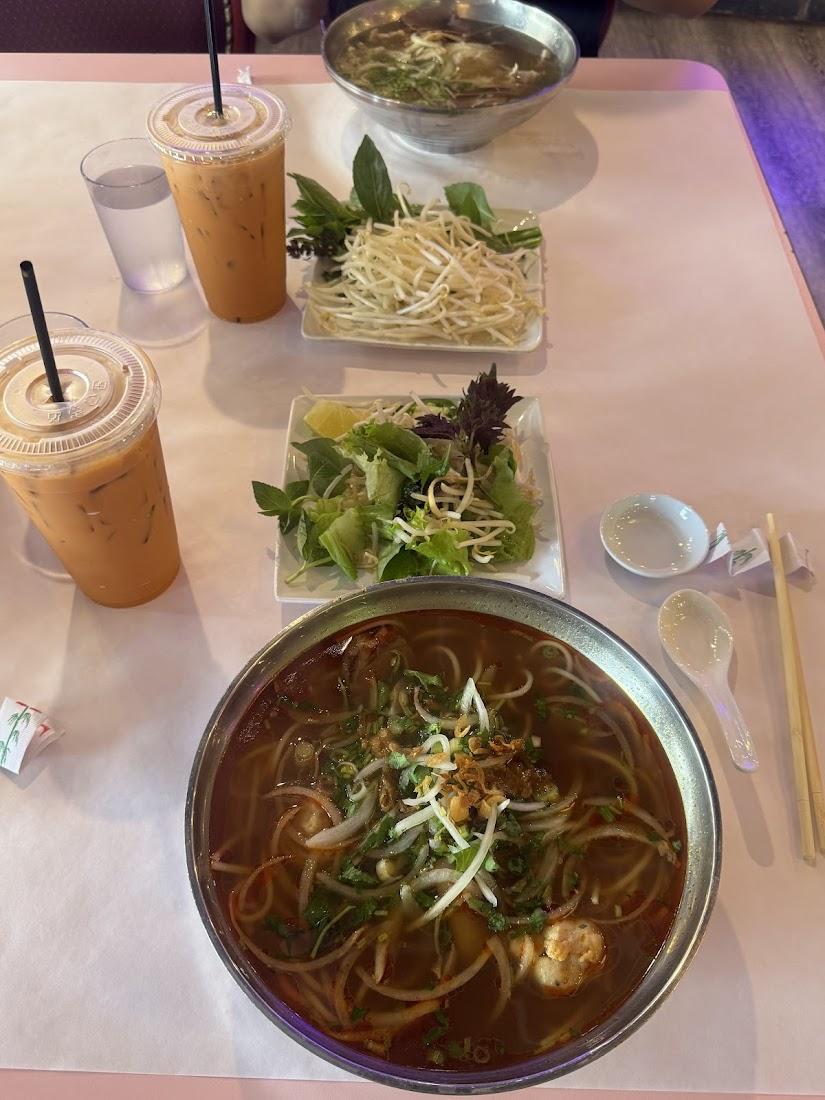 99999 Restaurant - Phở Út Nô
